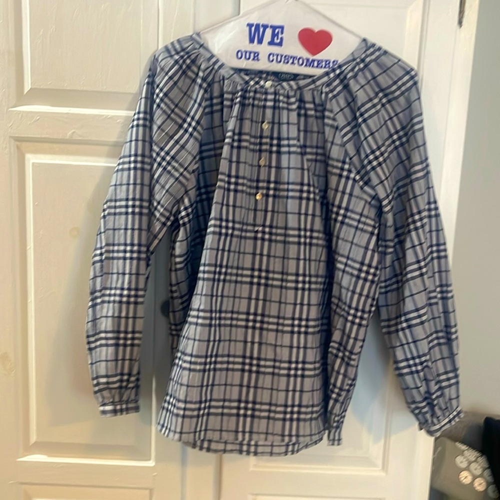 Brand new without tags CHAPS top